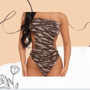 Wild Wishes Cut Out Bodysuit (Size XL)